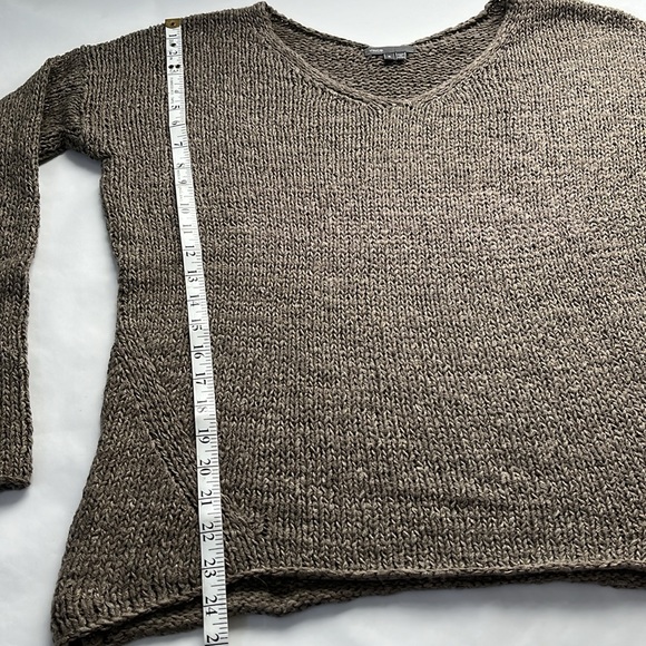 Vince Pullover V-Neck Sweater - Picture 7 of 7
